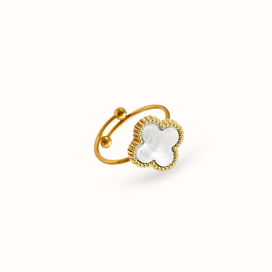 Daisy Gold Ring