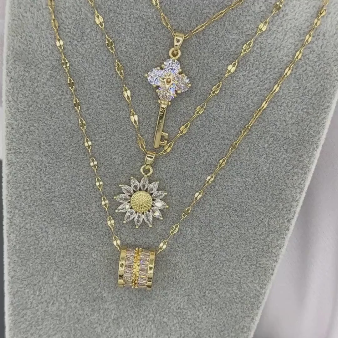 Collier en or avec anneau intemporel